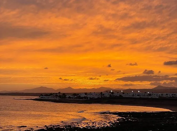Casa Conchita. Relax, Diversion Y Playa. Apartmán Playa Honda (Lanzarote)